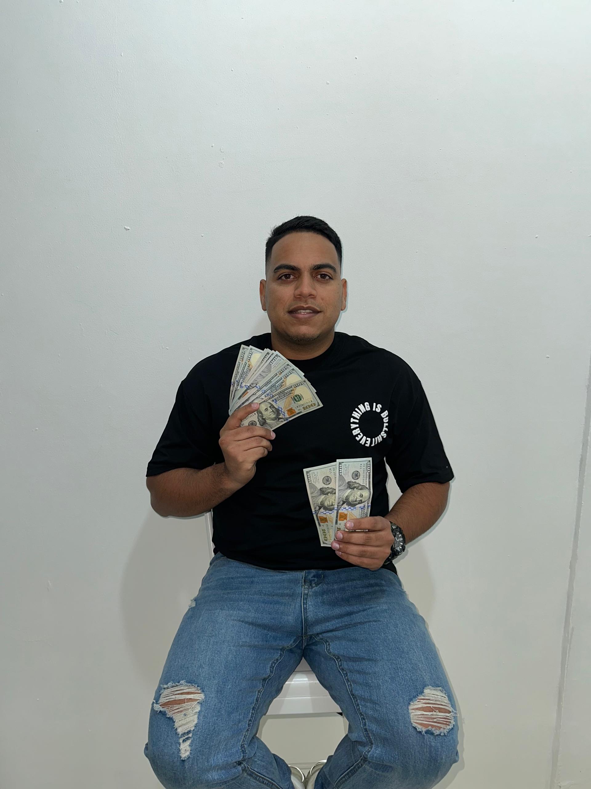 RESUELVE NOVIEMBRE 1.0